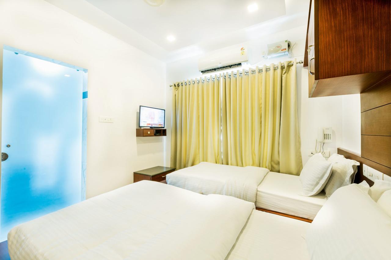 Omnest Hotel Kochi Exterior foto
