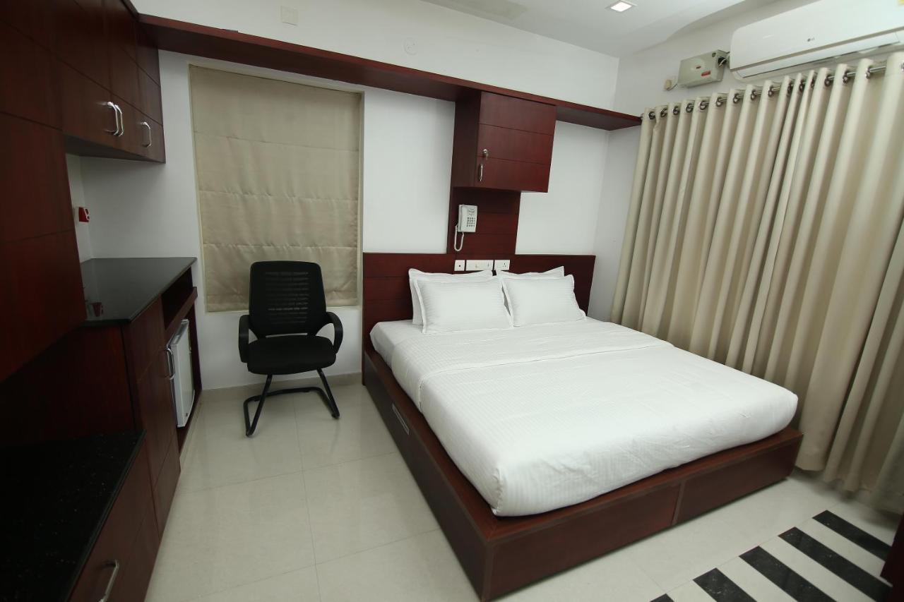 Omnest Hotel Kochi Exterior foto